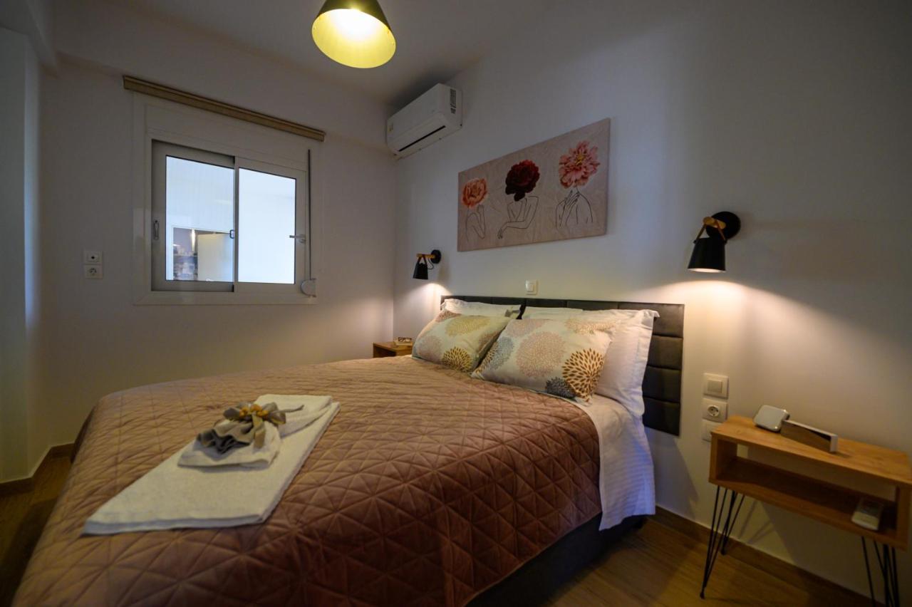 Chic Apartment In Nature, 5-Min Walk To The Beach Kalamata Exteriör bild
