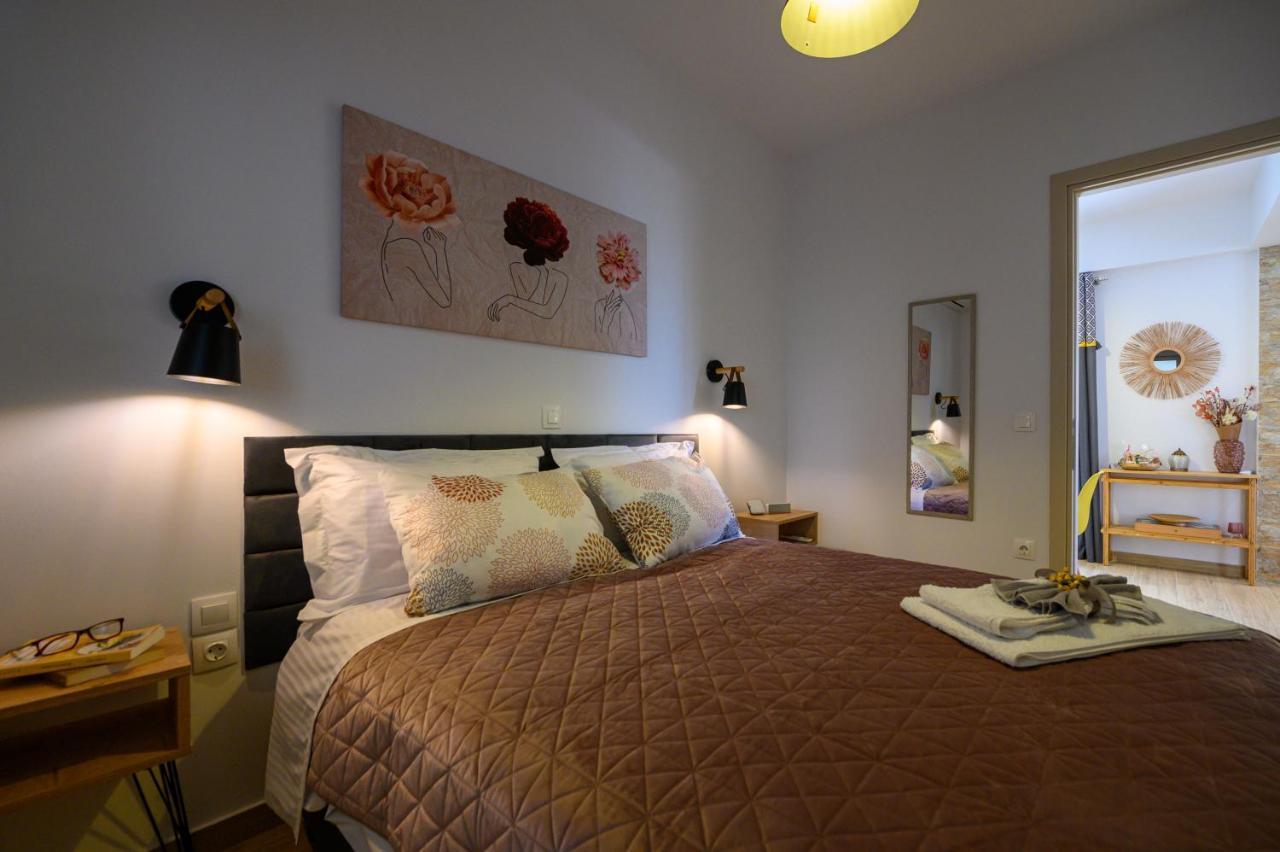 Chic Apartment In Nature, 5-Min Walk To The Beach Kalamata Exteriör bild